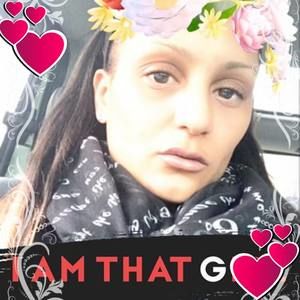 Meet your Posher, Vee